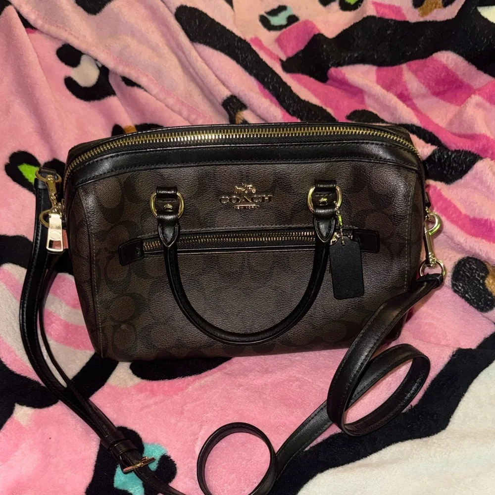 Coach Brown Rowan Signature Crossbody Satchel with Gold Hardware EUC - Picture 2 of 13